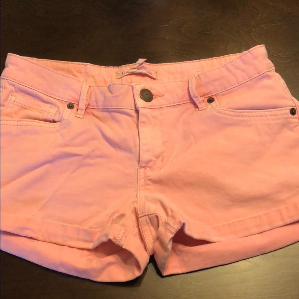 BCBGeneration size 25 pink shorts